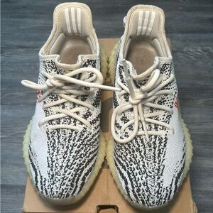 Yeezy Boost Zebra 350 v2